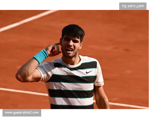 阿尔卡拉斯大师赛冠军数8-5领先辛纳,经验略占优 阿尔卡拉斯大师赛冠军数8-5领先辛纳,经验略占优