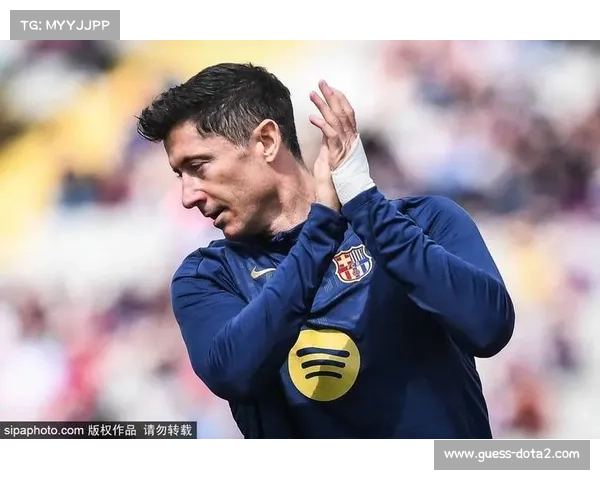 莱万帽子戏法,巴萨客场4-2战胜塞尔塔迎两连胜 莱万帽子戏法,巴萨客场4-2战胜塞尔塔迎两连胜